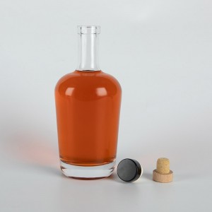 Ampolla de vidre de licor de coñac amb suro transparent de 750 ml