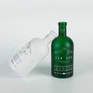 Персонализированная белая стеклянная бутылка для бренди Nordic емкостью 75 мл