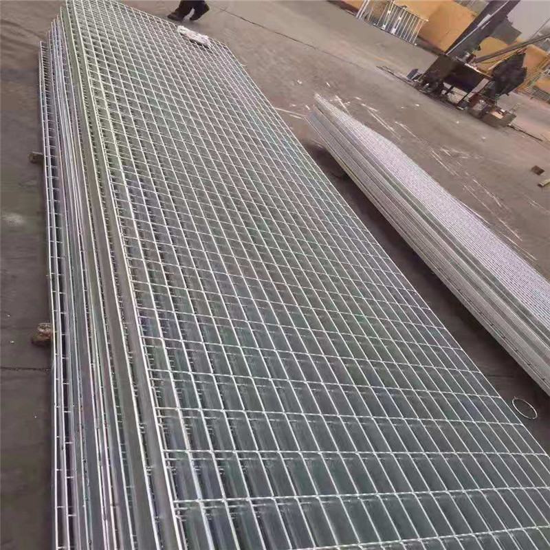 Steel bar grating for walkway platform