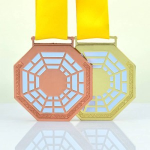 Sublimation Hollow Out Gold Logo Blank Custom Metal School Challenge Award Medal Of Honor Climb Desert Marathon Running Medals