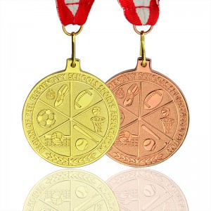 Tootja tühjad sublimatsioonikarate maratoni trofee ja metallijooksuspordi sõjalised kohandatud medalid lindiga