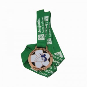 Desain Murah Customized Zinc Alloy American Soft Enamel Football Medal Kanggo Rapat Olahraga