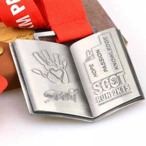 Bearing Hope Passion Knowledge Pamětní medaile Boj s chudobou Tvar knihy 3D Metal Sliver Medal Vlastní Levná 5K Run Medals and Ribbon