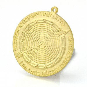 थोक सस्ते सब्लिमेशन कस्टम ब्लैंक गोल्ड प्लेटेड स्मारिका धातु खेल पुरस्कार पदक और रिबन के साथ ट्रॉफी
