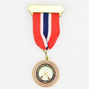 סיטונאי ספורט סגסוגת מתכת פרס בציר מותאם אישית מדליית אמייל צבאי תג מדליית אמייל