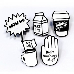 Drink Milk Series Hrnček vzor a kniha Kov Mäkká smaltovaná chlopňa Špendlík na mieru Kreatívne Roztomilé kreslené odznaky Smaltované špendlíky Káva