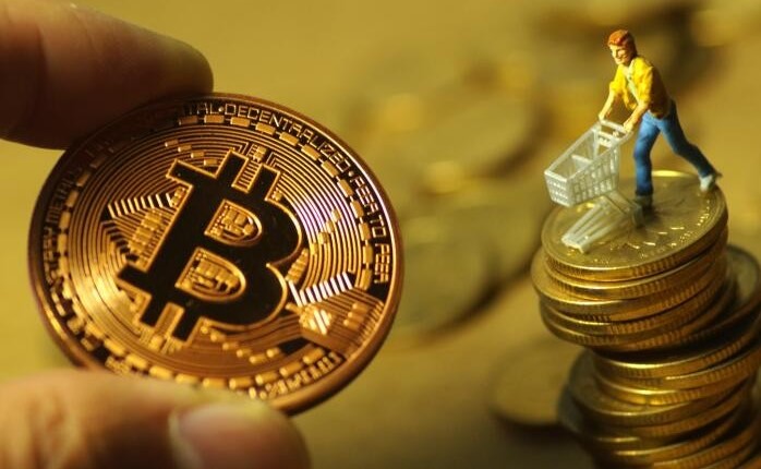 Bitcoin fondu aktīvu pārvaldīšanas skala pieaug līdz 56 miljardiem ASV dolāru