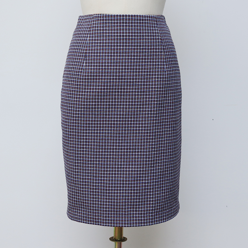 Ladies Dress Clothes - A Plaid Skirt Covering The Buttocks – Auschalink