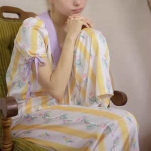 Custom Printed Silk Comfort Pajama Set Manufacturer