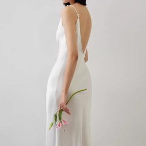 Custom Simple Bridal Wedding Morning Gown Manufacturer