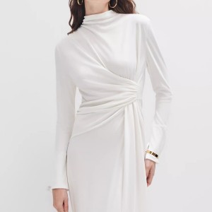 Customised Wrinkled Elegant Dresses Manufacturer