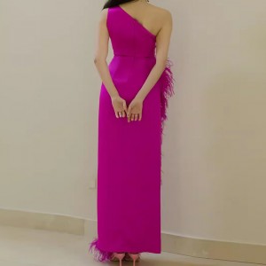Customized Ostrich Fur Rose Long Evening Dresses Manufacturer