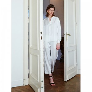 New Clothes For Women - Loose pajamas design V-neck 2-piece set women silk – Auschalink