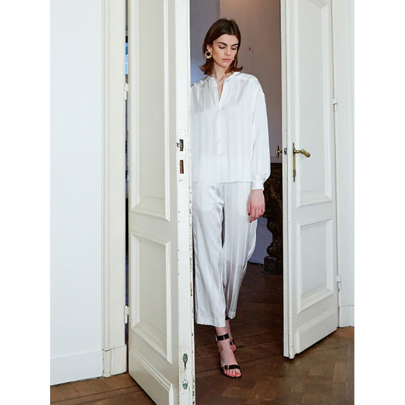 Elegant Wear For Ladies - Loose pajamas design V-neck 2-piece set women silk – Auschalink