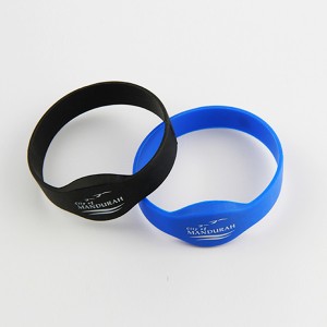 Full color Waterproof  ISO144443A RFID gym fitness silicone bracelet RFID NFC Band