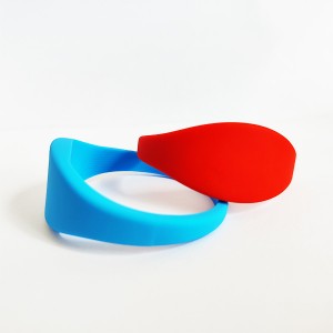 Best Silicone Bracelet 13.56Mhz MIFARE RFID NFC Wristbands provider