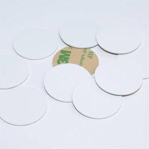 13.56Mhz on metal nfc rfid tags NTAG 213 chip RFID pvc disc tokens RFID Round coin tag manufacture