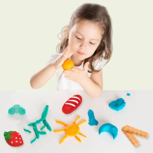 Børns tidlige pædagogiske gør-det-selv-farvet ler-morgenmadsformesæt Plastkutterruller Værktøj Giftfrit farvet dejlegetøj