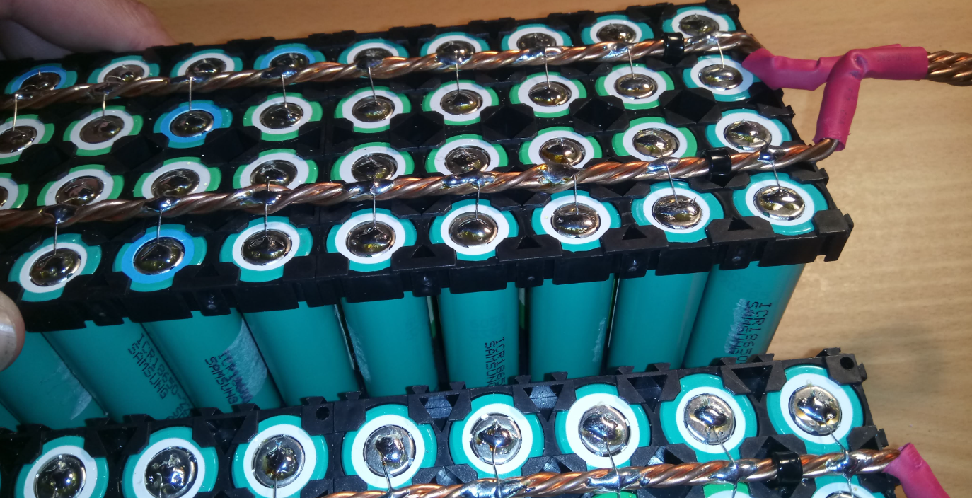 Waarom batterijpakket nodig met draden?