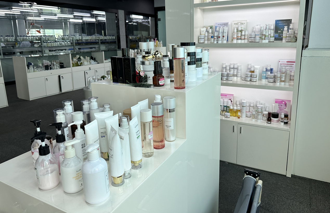 Skincare products are not solely about being expensive, but about being suitable for oneself
