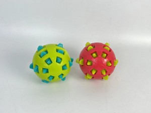 TPR hondenspeelgoed met bijpassende Thorn Ball-hondenspeeltjes