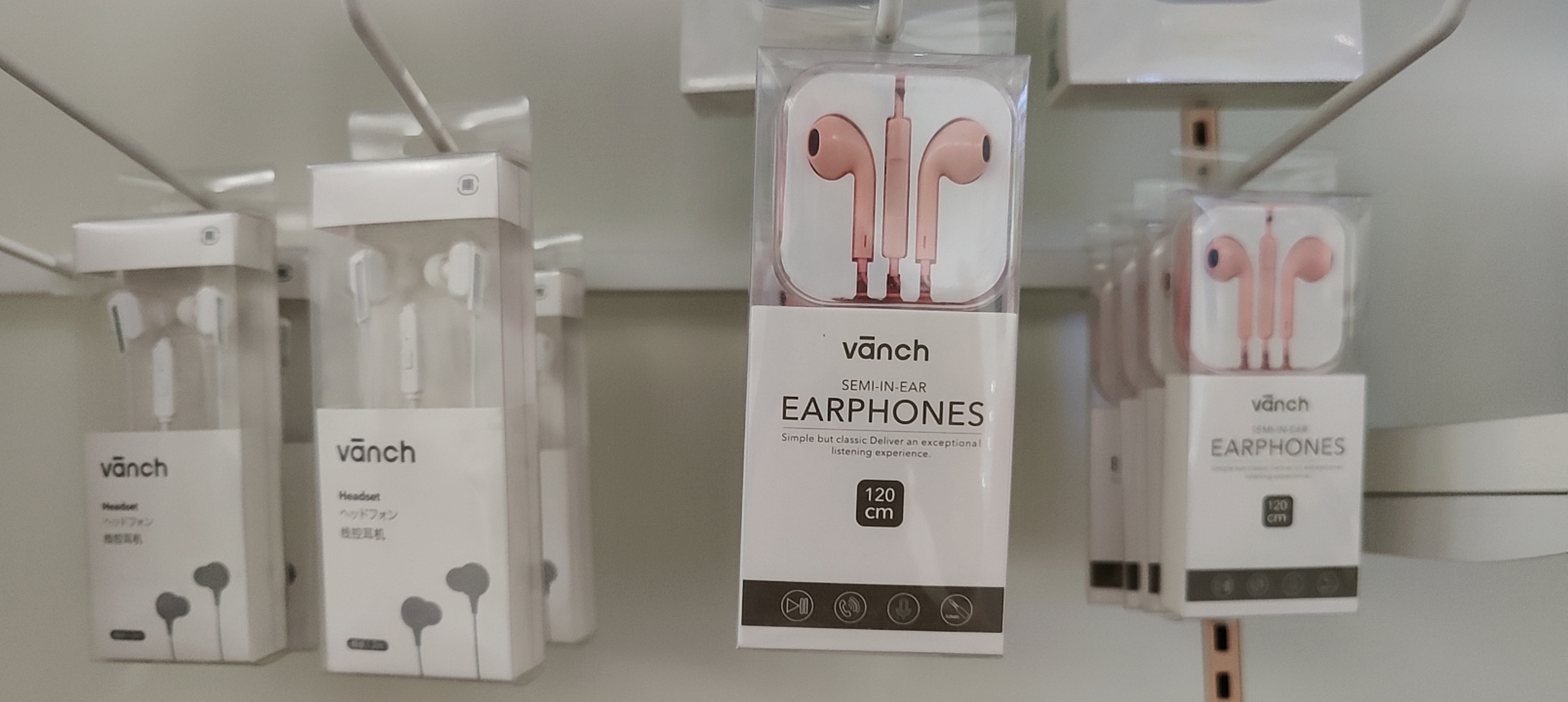 Vanch Super Bass Wired Headphone In-Ear Earphone With HD Microphone