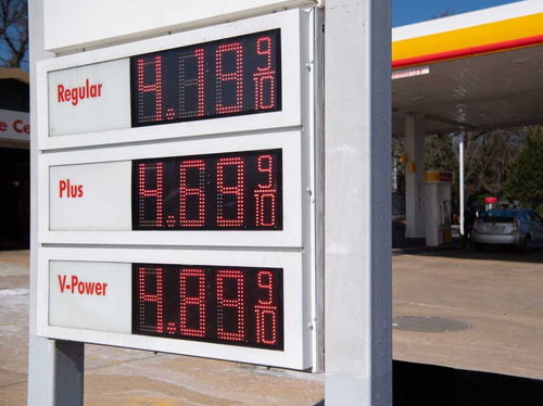 Biden usará novamente as reservas de petróleo para reduzir os preços do gás