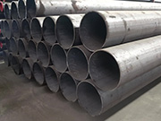 ¿Por qué las tuberías de acero de gran diámetro se sueldan principalmente con acero?