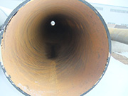 Internal anti-corrosion treatment method of large-diameter spiral steel pipes