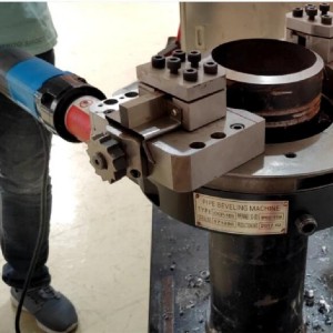 Split Frame Pipe Cutting and Beveling Machine OCP-89