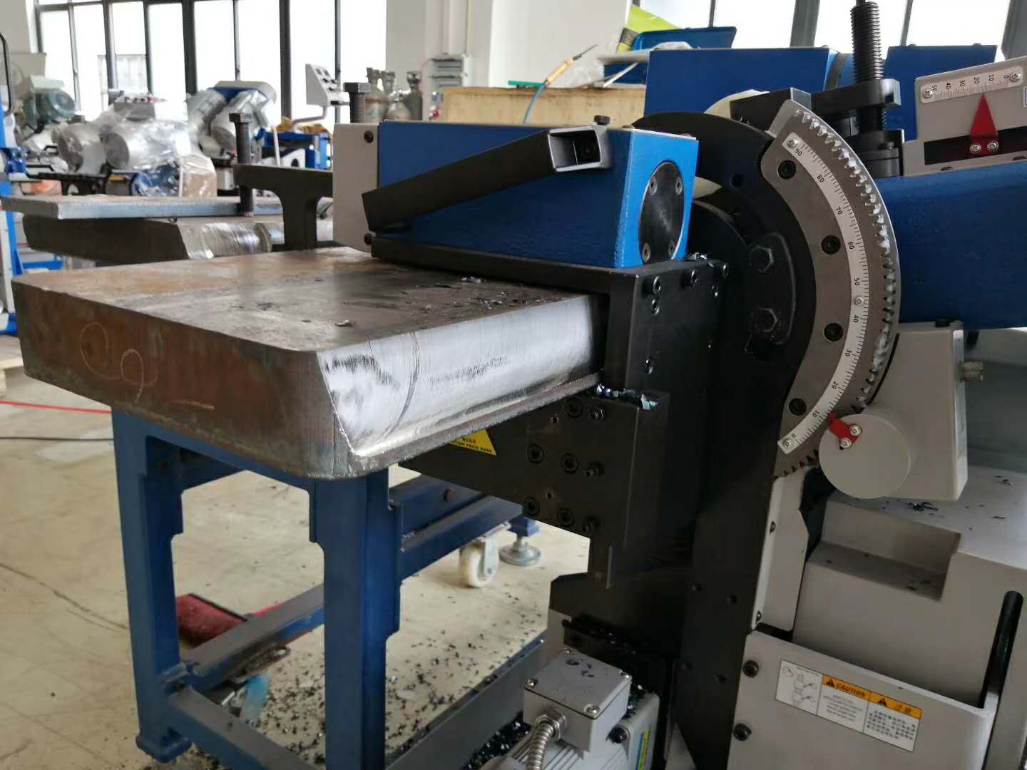 How to make a U/J bevel joint for weld prep by mobile beveling machine?