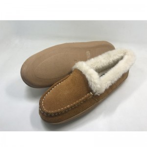 China leather shoes cowsuede moccasin slipper