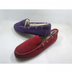 Hand Thread High Quality Cowsuede Venetian Slipper Comfort Footbed and Anti Flexible Outsole Indoor Shoes