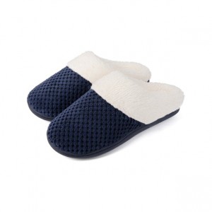 Womens cozy and comfortable house shoes fur slipper
