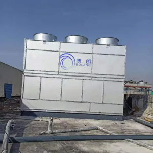 Condensatore evaporativo per sistemi di refrigerazione, refrigeratori a vite, apparecchiature di congelamento