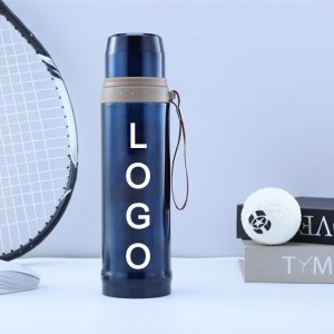 Portable outdoor sports bottle 750ml thermos cup