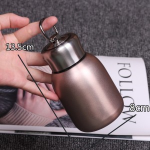 Stainless steel couple thermos cup with lifting ring made of bamboo