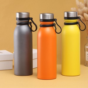 750ml Water Bottle Outdoor Portable Portable Sports Bottle Large-capacity  Stainless Steel 304 Space Bottle Straw Thermos Cup (white