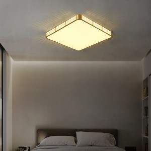 Akrilna kvadratna LED luksuzna okrasna medeninasta stropna svetilka