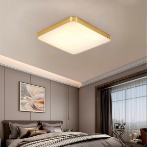 Kvadratna LED luksuzna okrasna medeninasta stropna svetilka