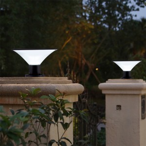 Açık Bahçe İçin Yüksek Lümen Sensörlü Led Güneş Enerjili Baba Işıkları