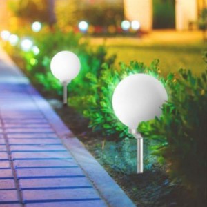 LED ūdensnecaurlaidīgas spuldzes darbināmas dārza saules lodīšu gaismas pagalma celiņiem