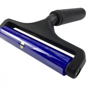 Full plastic silicone cleaning roller