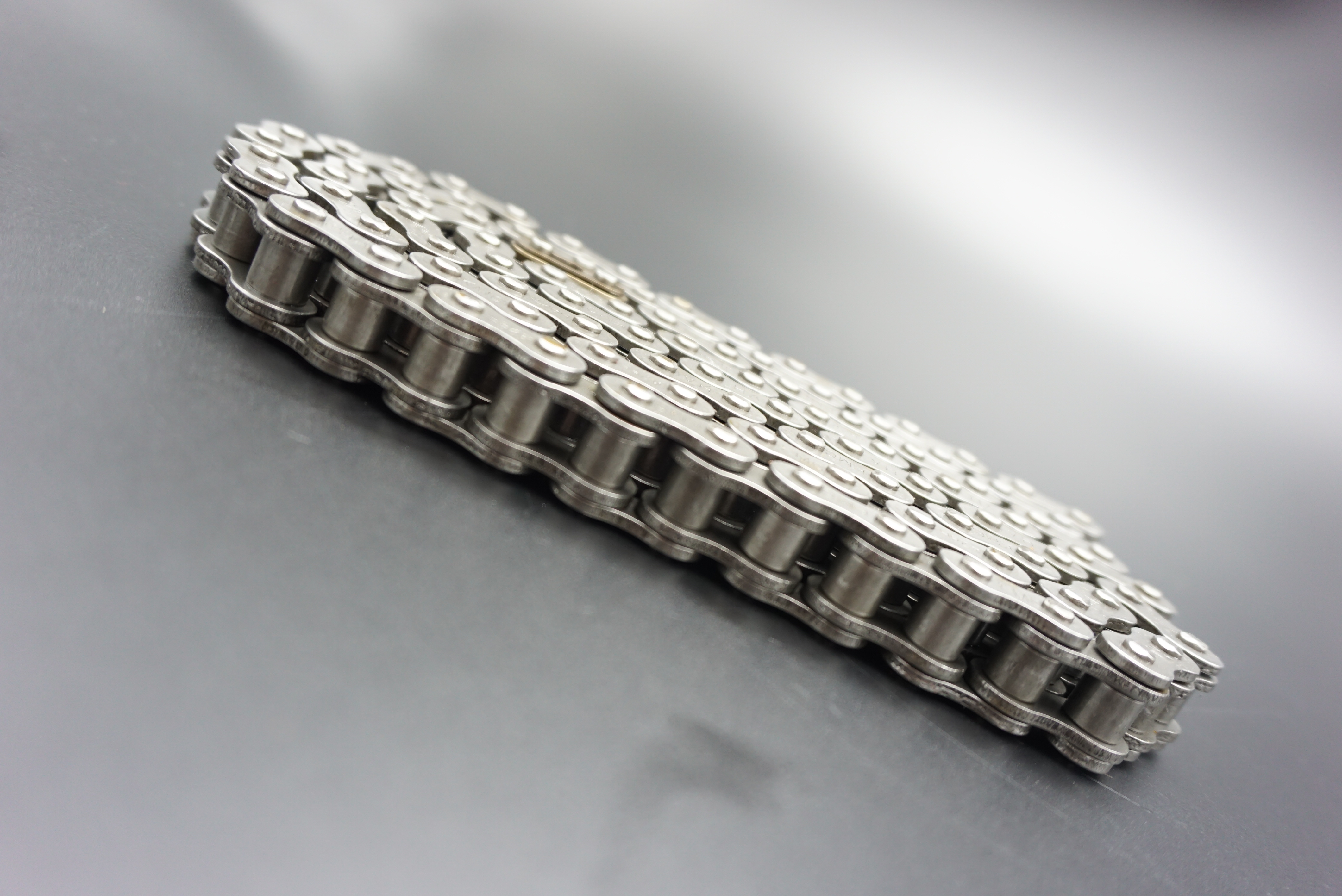 How to install a bicycle chain?