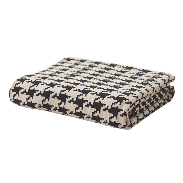 Wholesale Discount Plush Fabric Chair - Classic Houndstooth Pattern Full Polyester Fabric Bed Blanket Cover Blanket – Baoyujia