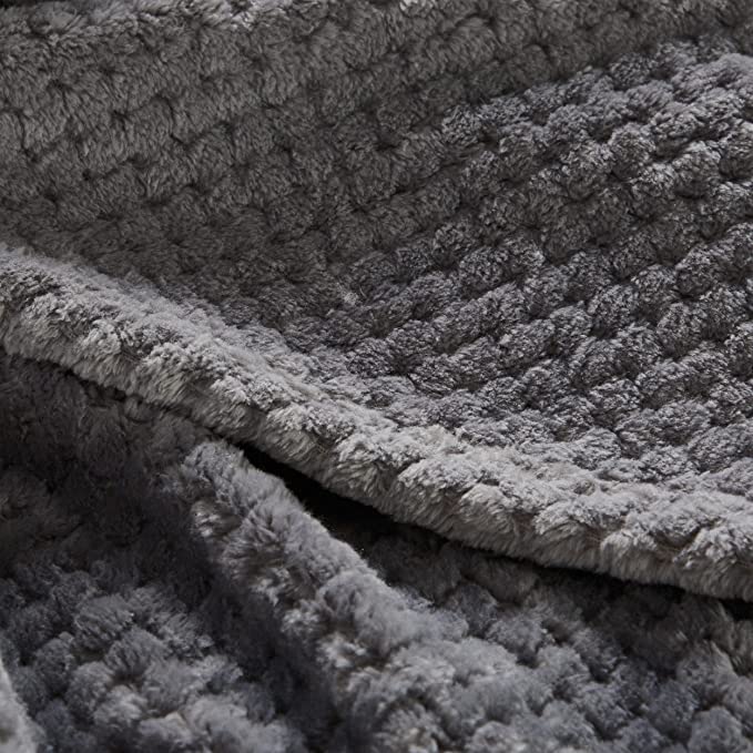 Chinese wholesale Polyester Coral Fleece Fabric -  Fleece Bed Blanket Gray King Size Blanket – Textured Microfiber Cozy Plush Luxury Blanket – Baoyujia