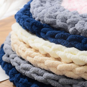 Wholesale knitting round cushion thick thread hand woven bedroom bay mat