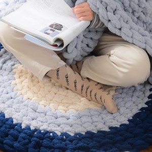 Wholesale knitting round cushion thick thread hand woven bedroom bay mat