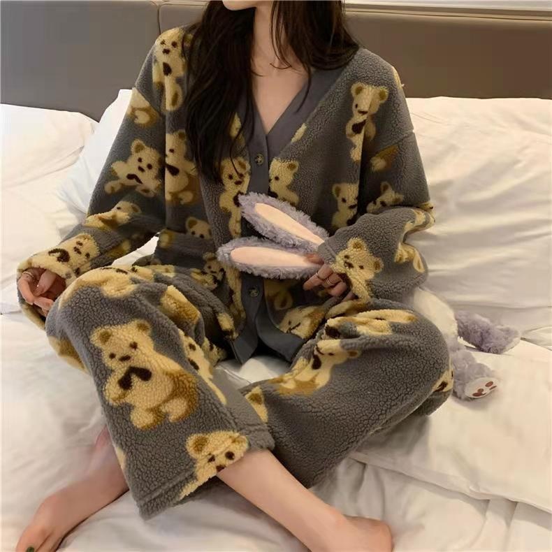 Winter warm suit 100% polyester soft waxy bear printing womens fleece pajamas Featured Image