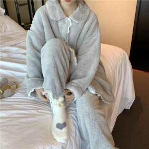 Fashion design winter warm women microfiber sleeping wears ladies pajama set